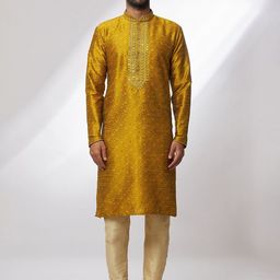 Samyukta Singhania Men Regular Mirror Work Kurta with Churidar-4