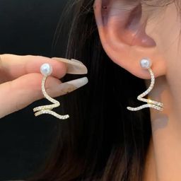 ONUYX Gold-Plated Alloy Zircon Earrings-16