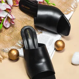 CLOG LONDON Women Block Sandals-32