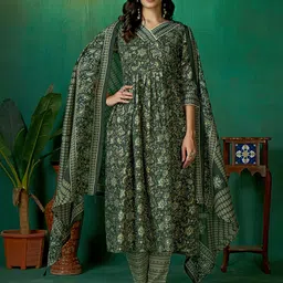 DIVASTRI Women Floral Printed Regular Gotta Patti Pure Cotton Kurta with Trousers & With Dupatta-image-50