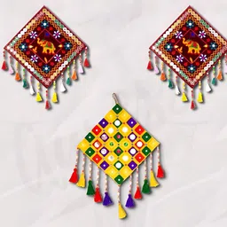 AURESSA 3Pcs Yellow & Maroon Textured Wall Hangings-image-78