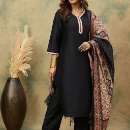 Varanga Women Solid Kurta with Trousers & Dupatta-image-132