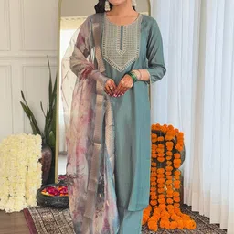 Navlik Women Embroidered Regular Kurta with Trousers & With Dupatta-picture-58