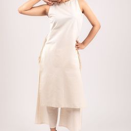 MONOMEE High Slit Sleeveless Pure Cotton Straight Kurta With Palazzos-image-24
