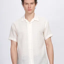 Vestirio Men Relaxed Solid Relaxed Fit Casual Shirt-picture-24