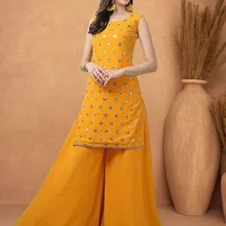 PARROT CREATION Polka Dot Printed Gotta Patti Round Neck Kurti With Sharara & Dupatta image 3