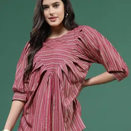 Sangria Ethnic Motifs Printed Pleated Top-picture-35