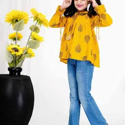 DMP FASHION Girls Printed Tie-Up Neck Cotton Top-picture-11