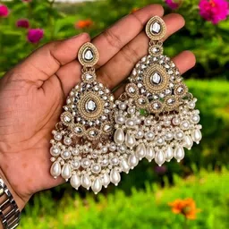 Brado Jewellery Contemporary Chandbalis Earrings-36