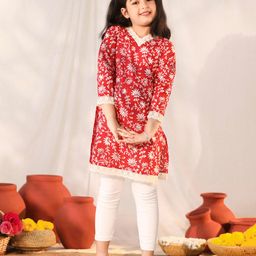 Vastramay Three Fourth Sleeves Floral Swirl Printed Kurta & Leggings - Red & White-image-73