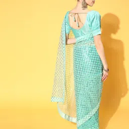 RAJGRANTH Embellished Sequinned Net Saree image 2