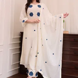 DIVASTRI Ethnic Motifs Embroidered Regular Thread Work Kurta with Palazzos & With Dupatta image 5