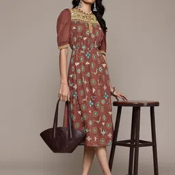 aarke Ritu Kumar Ethnic Motifs Embroidered Puff Sleeve A-Line Midi Dress-picture-12