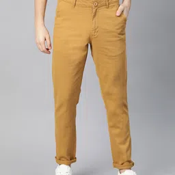 Roadster Men Mustard Yellow Solid Regular Fit Chinos-image-25