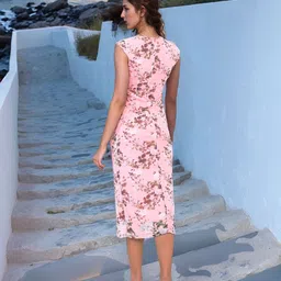 Stylecast X Hersheinbox Floral Print Cut-Out Ruched Net Sheath Midi Dress image 2