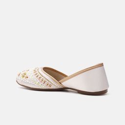 Froh Feet Women Embroidered Ethnic Mojaris image 2