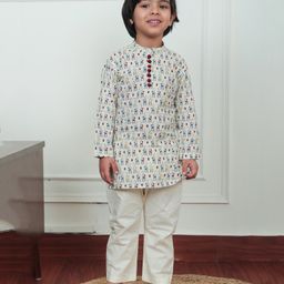 Polka Tots Cotton Full Sleeves Cats Printed Kurta Pyjama Set - Cream-image-67