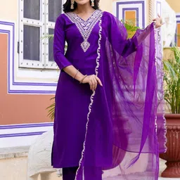 KALINI Women Floral Embroidered Regular Thread Work Kurta with Trousers & With Dupatta-45