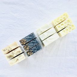 KAURA Charcoal + Neroli Soap - 100 g-image-22