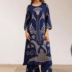 Anouk Floral Printed Beads and Stones Kurta With Palazzos-image-2