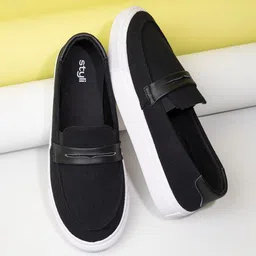 Styli Men Casual Slip On Shoes with Faux Leather Details-image-19