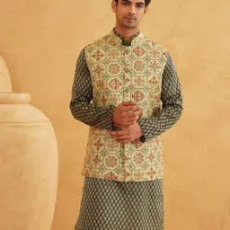 SOJANYA Men Regular Thread Work Kurta with Churidar image 2