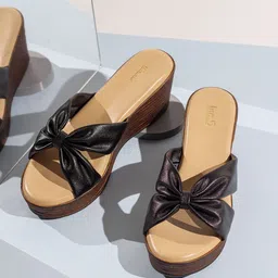 Inc 5 Party Wedge Sandals with Bows-image-65
