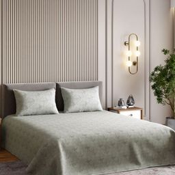 haus & kinder Green 300 TC Queen Bedsheet with 2 Pillow Covers-image-98