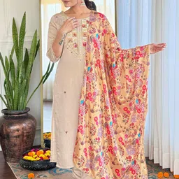 CANIZZARO Women Ethnic Motifs Embroidered Regular Kurta with Trousers & With Dupatta-image-9