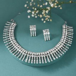 Fida Luxurious White Jewellery Set-image-48