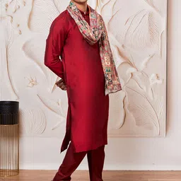 VASTRAMAY Men Regular Kurta with Pyjamas & With Dupatta image 5