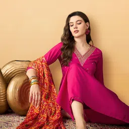 Anouk Rustic Ethnic Motifs Embroidered Pleated Sequinned Kurta with Trouser & Dupatta image 3