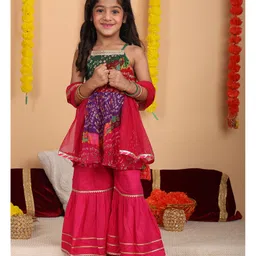 Kinder Kids Cotton Woven Sleeveless Bandhani Printed & Gota Lace Embellished Kurti Sharara With Dupatta Set - Pink-picture-39