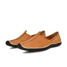 Big Boon Men Textured Lightweight Mojaris-image-37