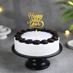 Elegant New Year Black Forest Cake-image-22