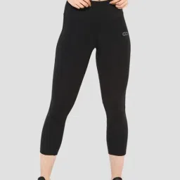 SILVERTRAQ Black Logo Print Capris-image-53