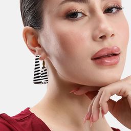 DressBerry Square Hoop Earrings-image-88