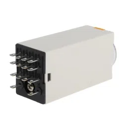 RS PRO Single Function Timer Relay Plug In Mount 110 V AC 4PDT Model No. 1792976 image 3