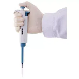 Lab Junction White and Blue 20-200  µL Variable Volume Micropipette LJ-2166-33