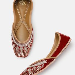 House of Pataudi Women Embellished Ethnic Mojaris-image-82