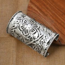 Teejh Kiarah Silver Oxidized Cuffs Bracelet-22