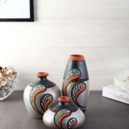 VarEesha Spring Flowers Silver & Peach Terracotta Pot - Set of 3-picture-49