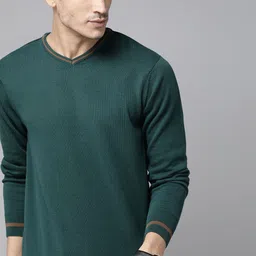 Roadster Men Green Solid Pullover Sweater-image-32