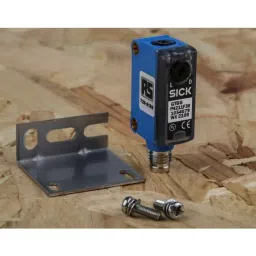 RS PRO Photoelectric Sensor Background Suppression Block Sensor 5 -250 mm Detection Range, 7295185 image 3