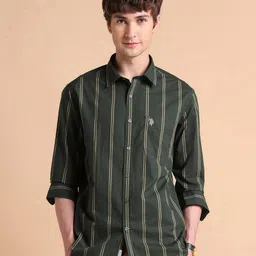 U.S. Polo Assn. Men Tailored Fit Vertical Striped Pure Cotton Casual Shirt-picture-46
