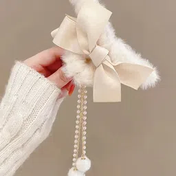 DIVASTRI Women Fur Claw Clip-picture-4