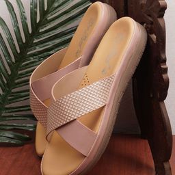 BIG BIRD Textured Block Sandals with Buckles-4