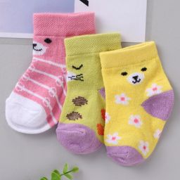 Cute Walk by Babyhug Cotton Knit Regular Length Antibacterial Socks Bear Face Design Pack Of 3 - Multicolour-picture-43