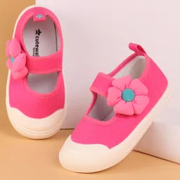Cute Walk by Babyhug with Velcro Closure Casual Shoes Flower Applique - Fuschia-picture-20