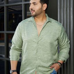 Instafab Plus Men Comfort Opaque Striped Casual Shirt-image-27